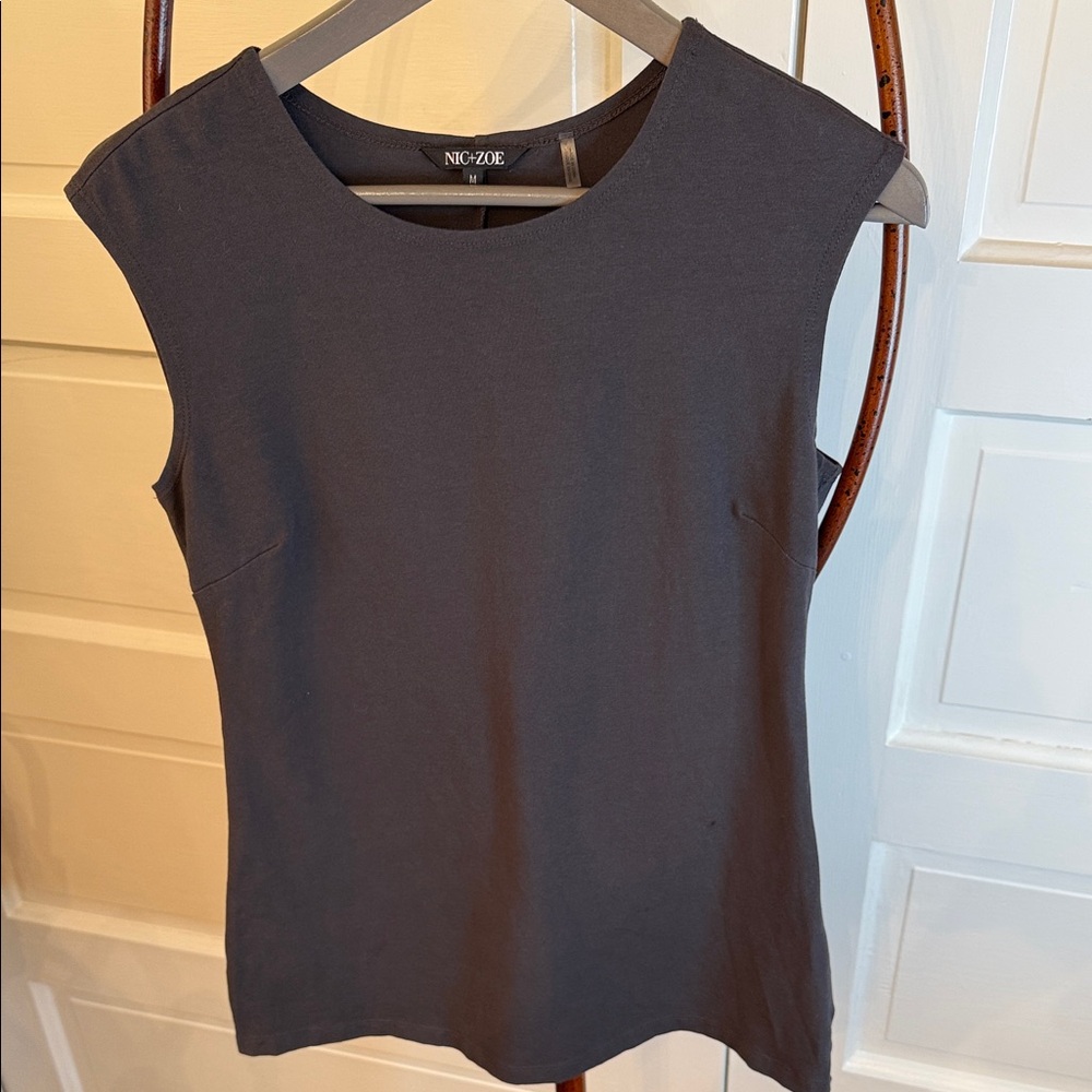 NIC+ZOE Black Sleeveless Knit Shell Quiet Luxury Minimalist Top